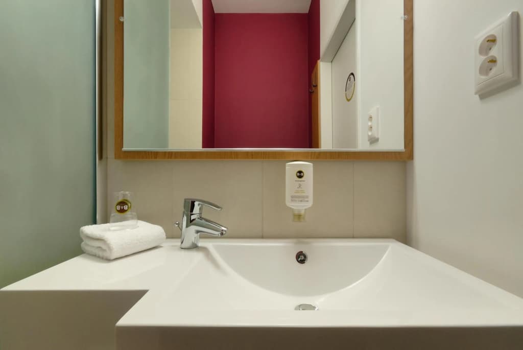 B & B Hotel Prague City - photo 9
