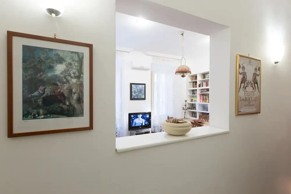 Susanna Home - photo 7