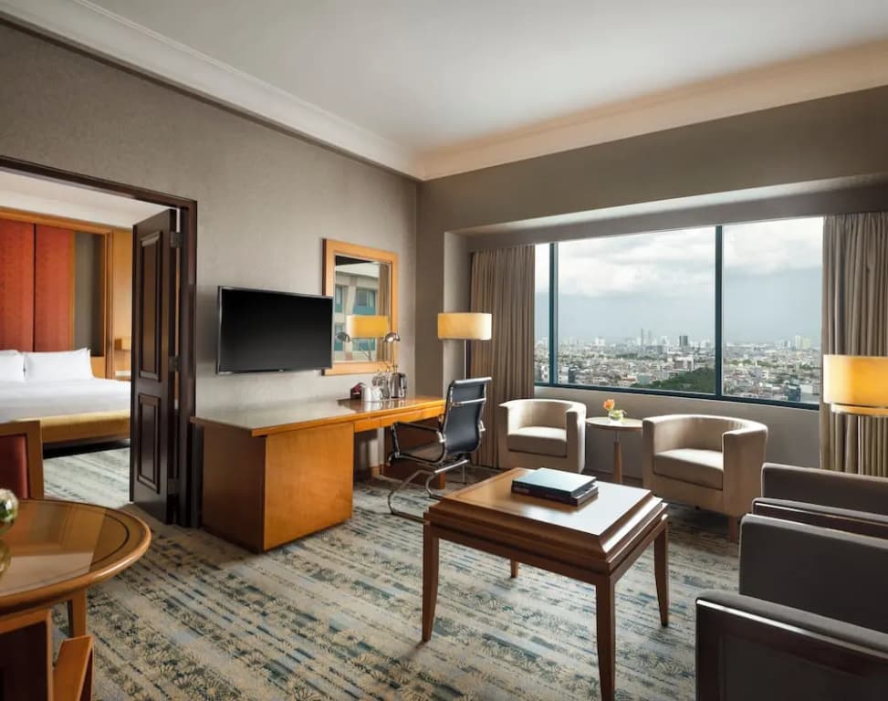 Hotel Ciputra Jakarta - photo 4