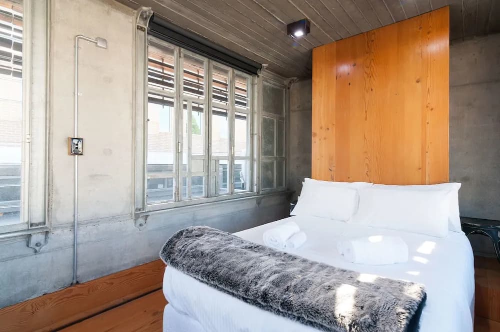 Executive Rental Style House - photo 5