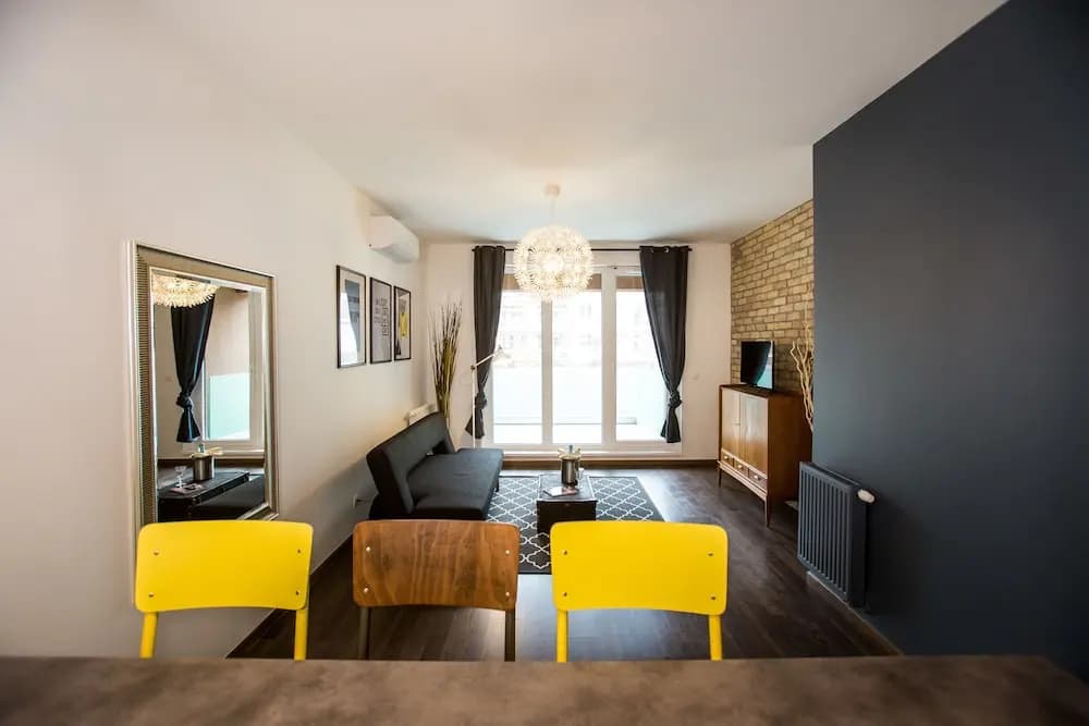 Corvintage Apartments - photo 3