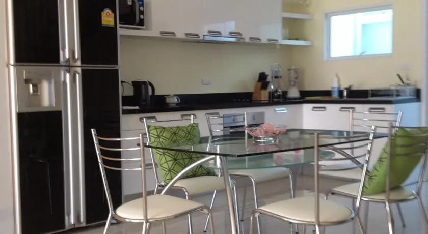 Townhouse Phuket - photo 10