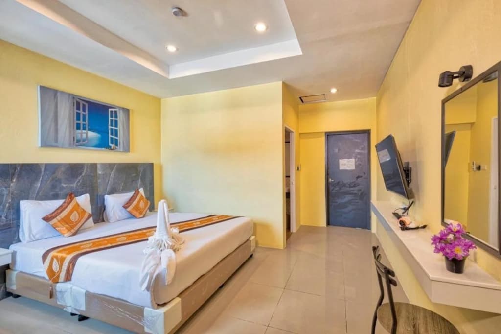 TJ Patong Hotel - photo 7