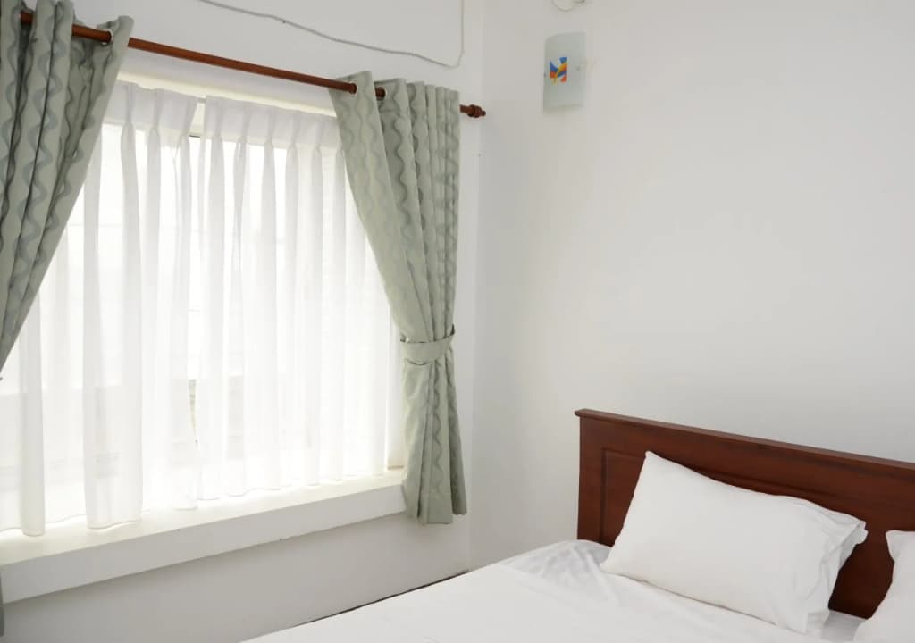 Ocean Conclave Hotel - photo 2