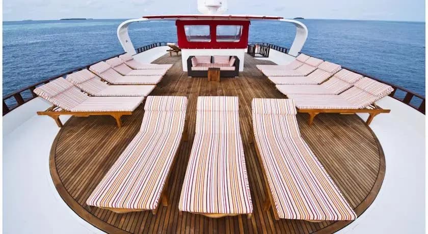 Theia Liveaboard - photo 5