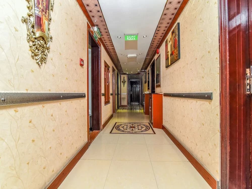Evin Hotel by OYO - photo 11