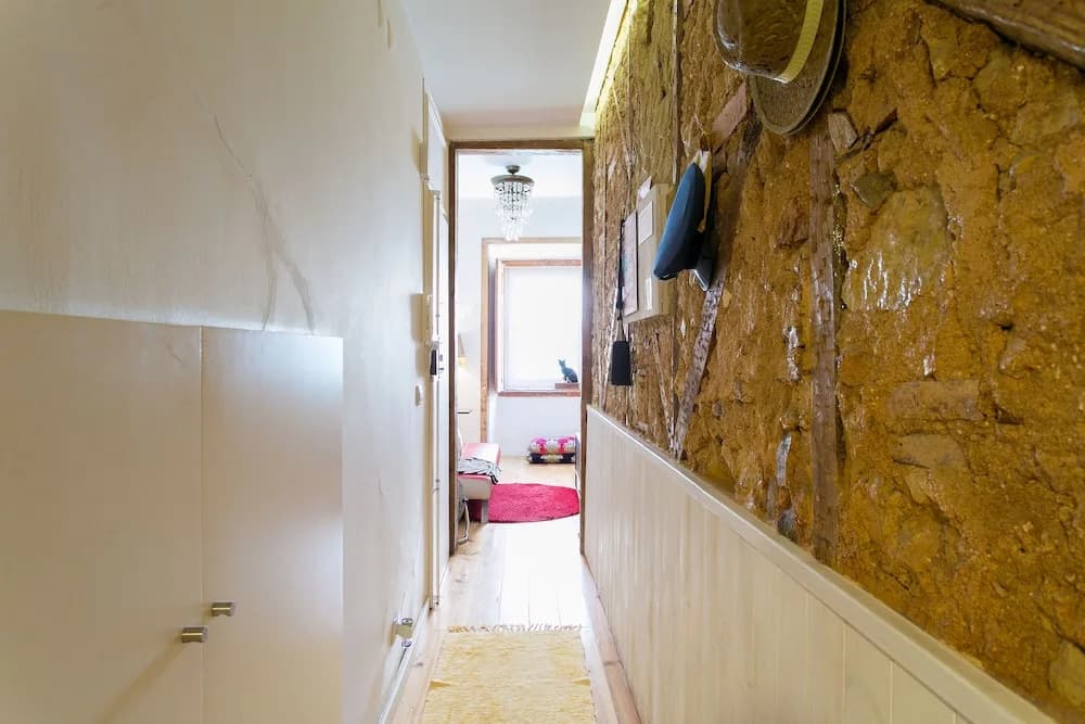 Bica Elevator Apartment Rentexperience - photo 11