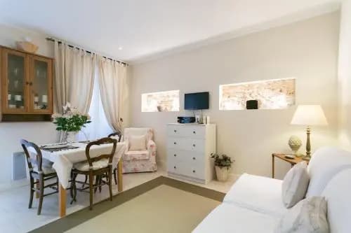 Quartier Latin Apartments - photo 5