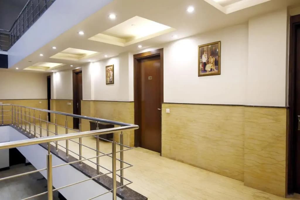 Hotel Paradise Inn - photo 20