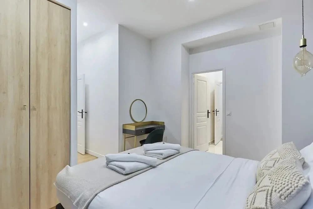 Apartment Center of Paris Sacre Coeur - photo 2