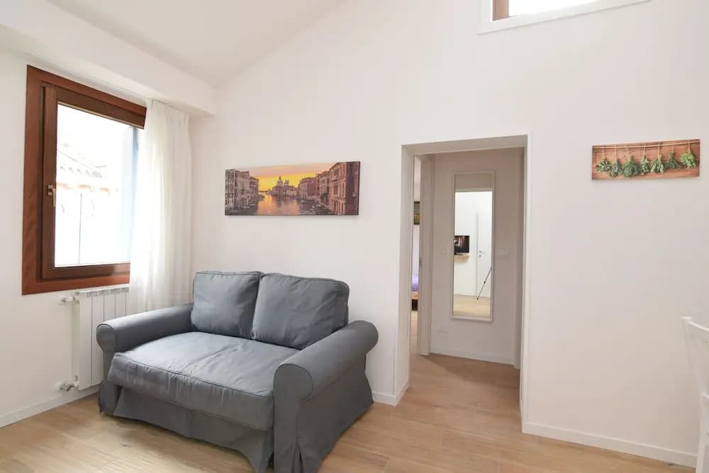 Calle Zan 1585B - photo 3