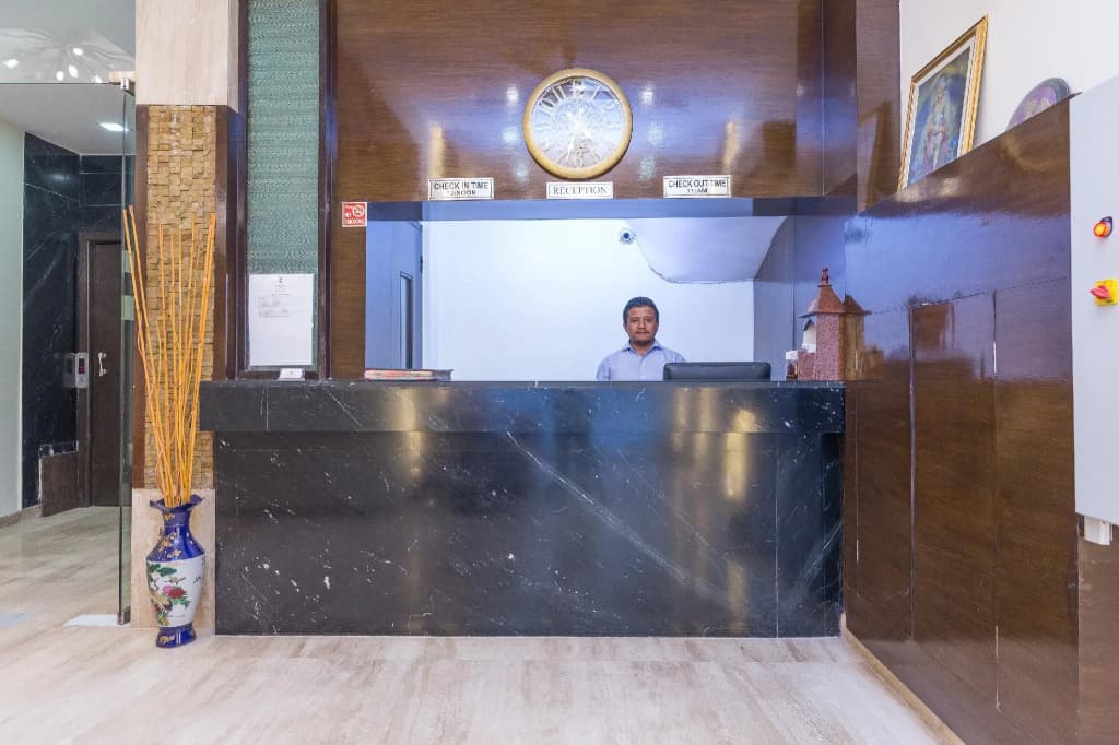 Rupam Hotel - photo 2