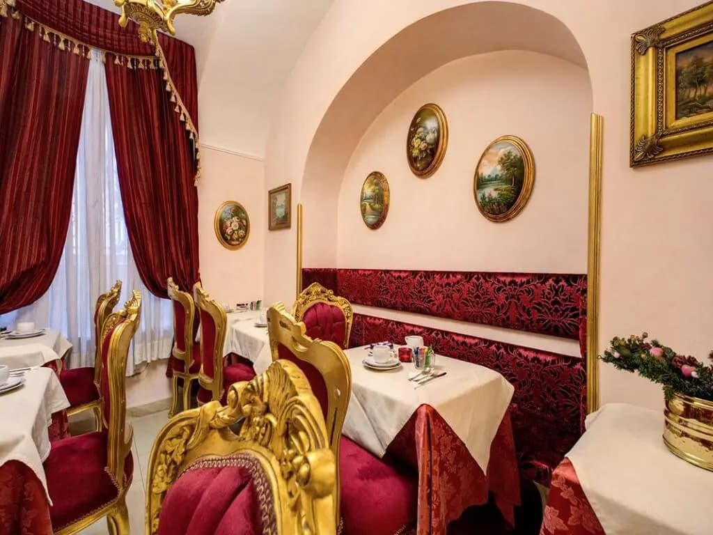 Domus Colosseo Hotel - photo 27
