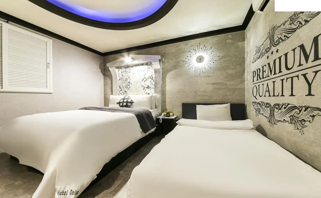 Hotel Bally - photo 3