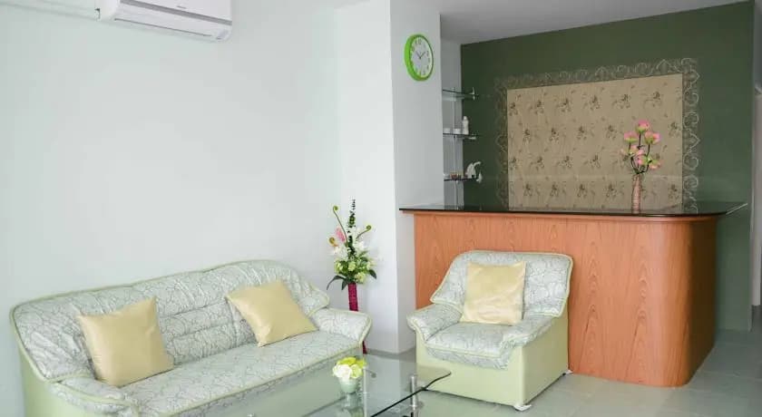 Emerald Hotel - photo 6