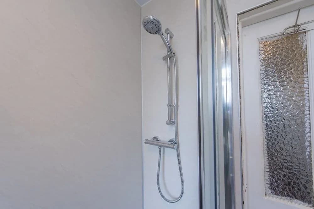 Montgomery Apartments - Stevensons - photo 7