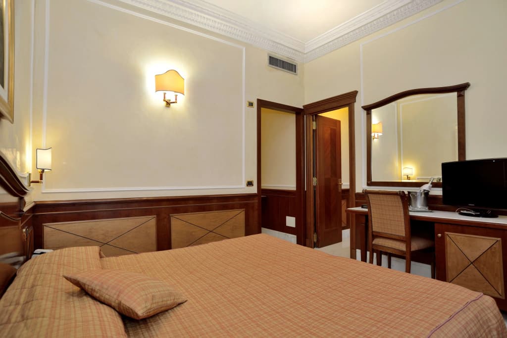Hotel Hiberia - photo 22