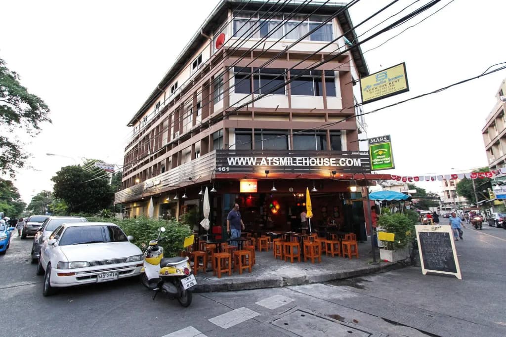 At smile house - photo 1
