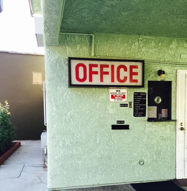 Eagle Rock Motel - photo 5