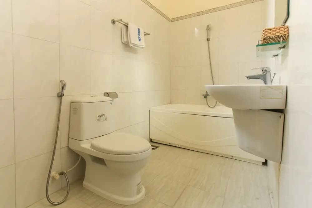 OYO 810 My Khe Hotel - photo 10