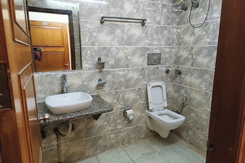 The Grace Hotel Near IGI Airport, New Delhi - photo 49