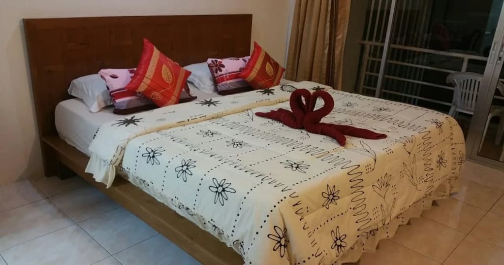 Sunshine Guesthouse - photo 6