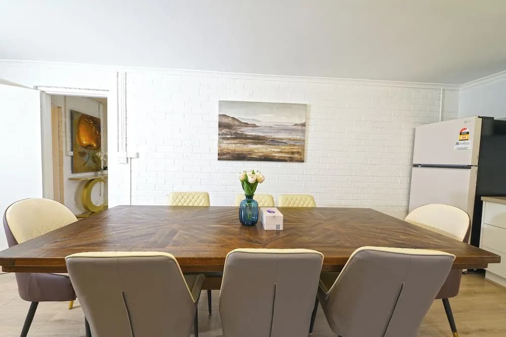Pet Friendly Ringwood 3BR Home Parking - photo 11