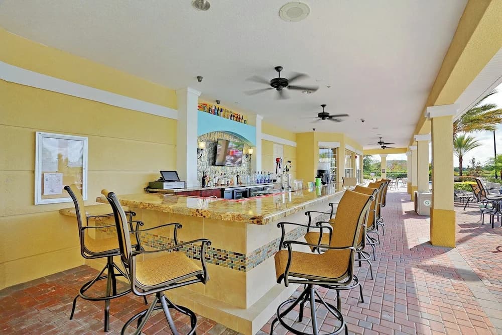 Epic Universe Large Condo With Pool Table, Vista Cay - 2003 - photo 31