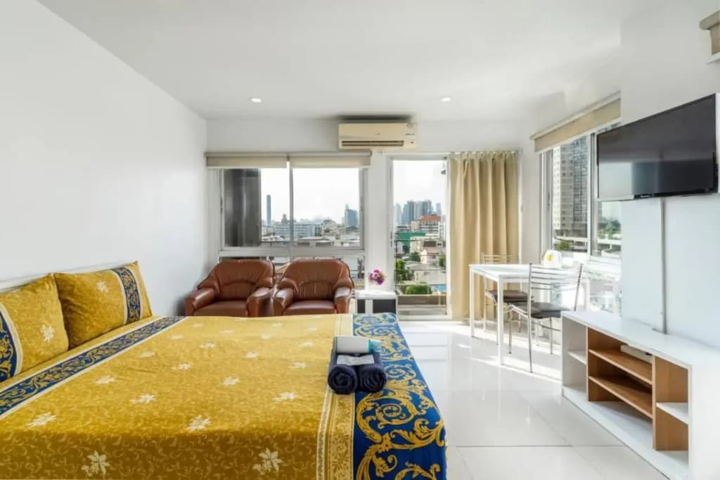Right Place Sathorn - photo 4