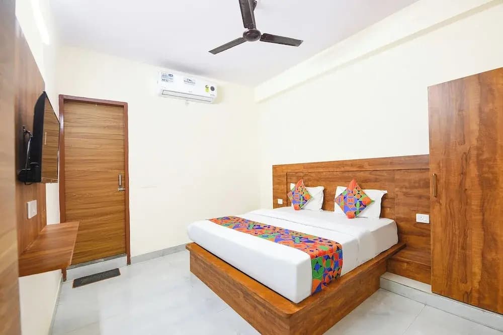 Via Imperial Residency - photo 4