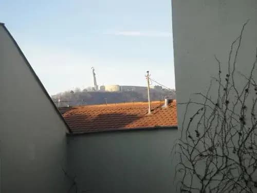 Museum View Apartment - photo 1