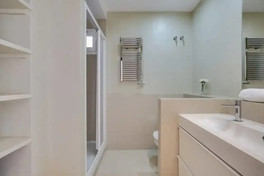 Beautiful 3bed W/terrace in Elegant Eixample - photo 7