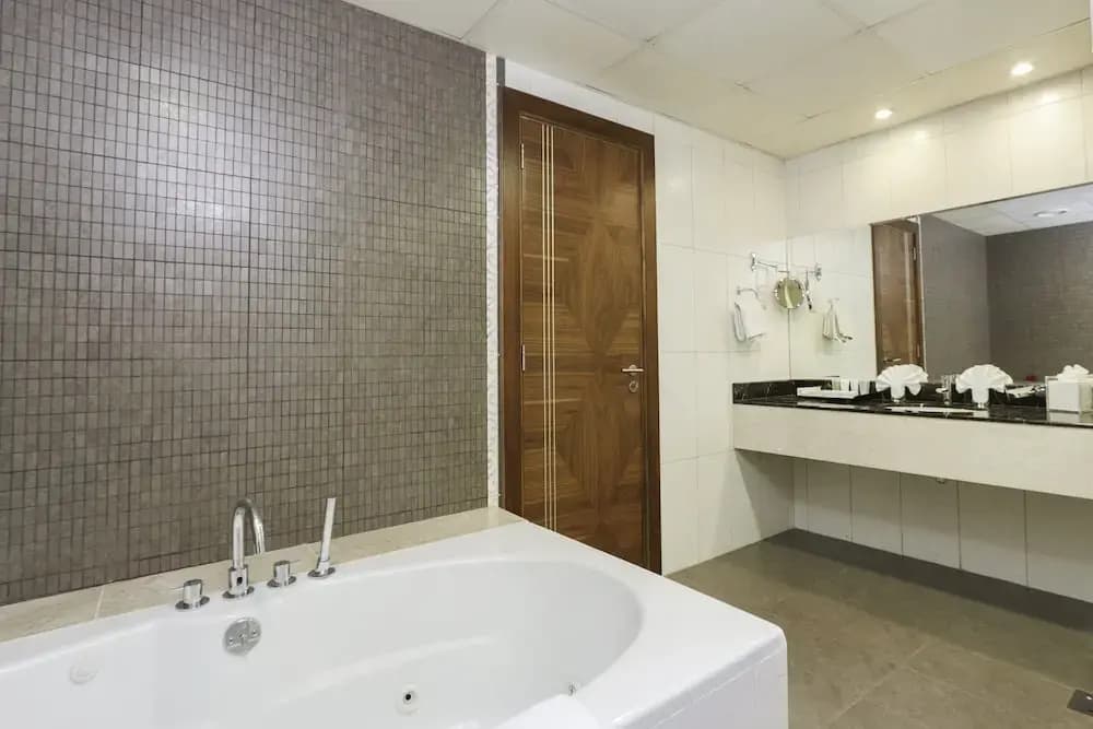 City Premiere Marina Hotel Apartments - photo 25