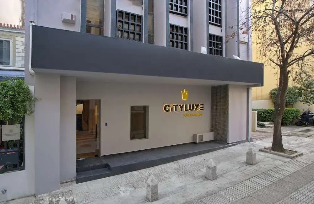 CITYLUXE Suites & Rooms - photo 1