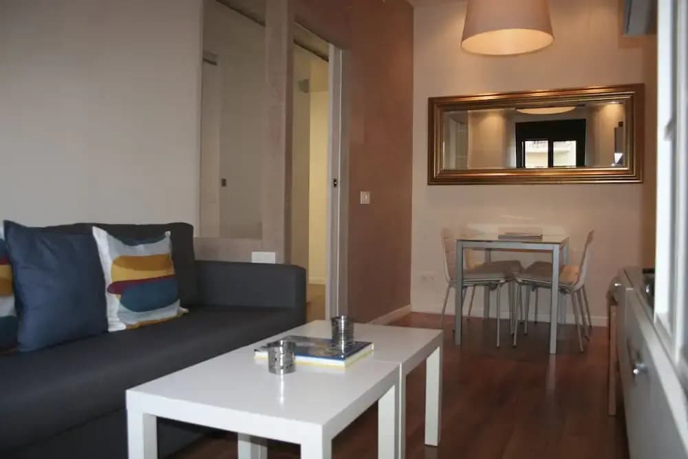 Avenida Apartments Tapioles - photo 4
