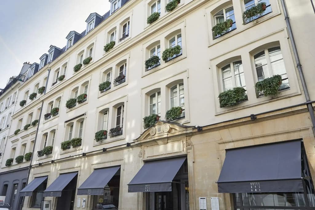 Hotel Bel Ami - photo 1