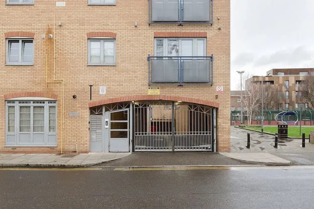 Serenity Apartment Whitechapel - photo 9