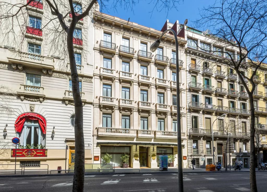 Hotel Roger de Lluria Barcelona - main photo