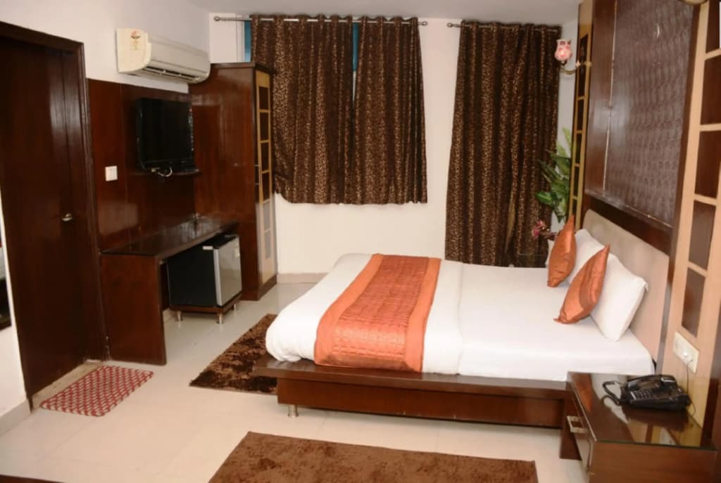 Hotel Delhi Heart - photo 31