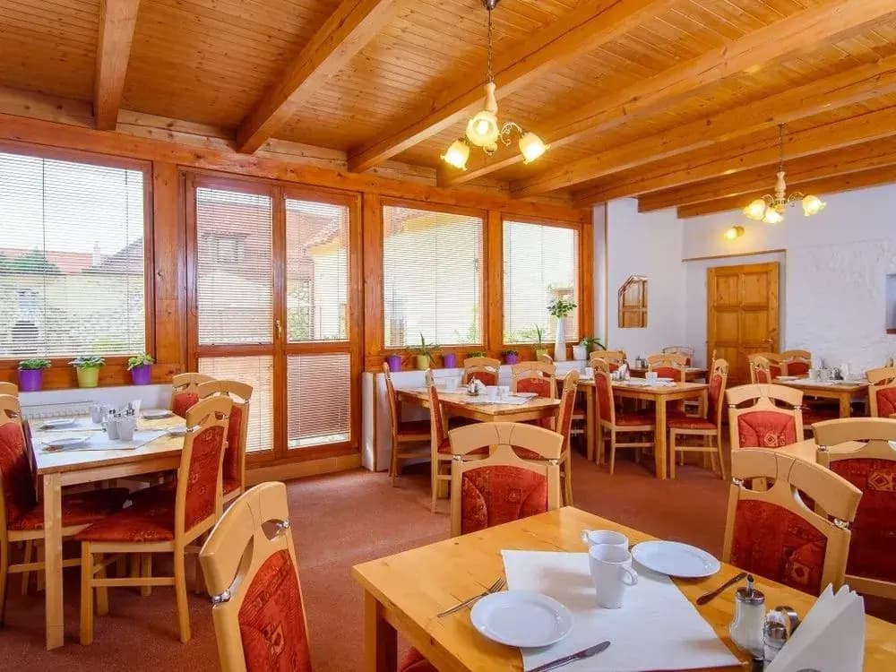Hotel Bella - photo 24