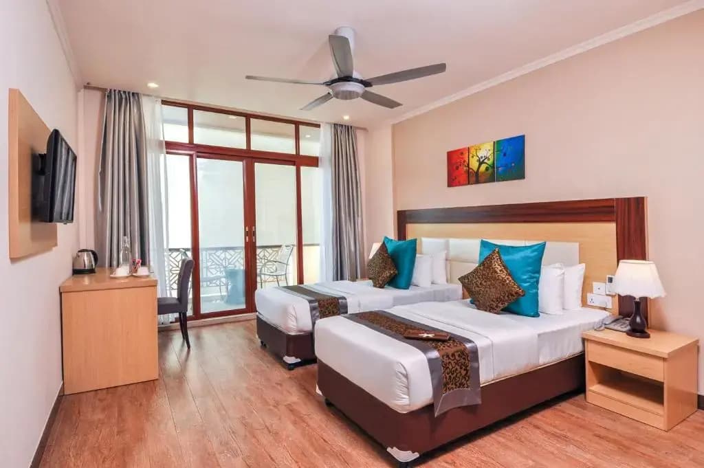 Triton Beach Hotel & Spa - photo 6