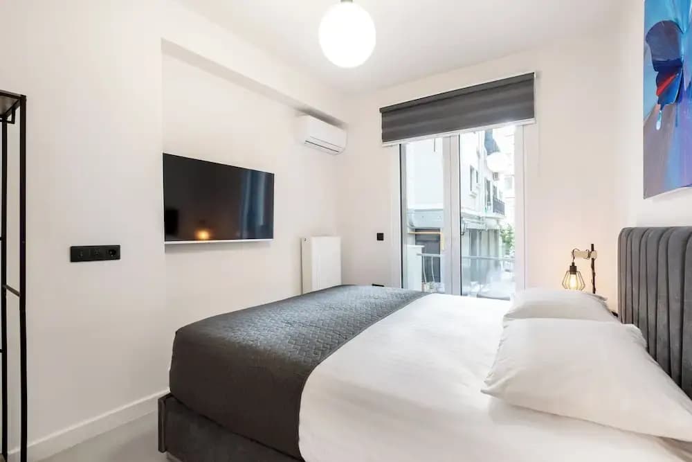 Plaka Clio Apartment by A&A Residences - photo 5