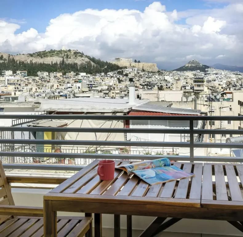 Urban Oasis with Acropolis Views by GHH - photo 14