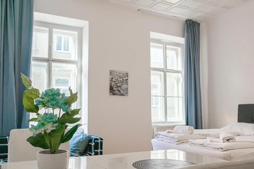 Central 3BR Shared Apartment - Bookable in Lockdown - photo 4