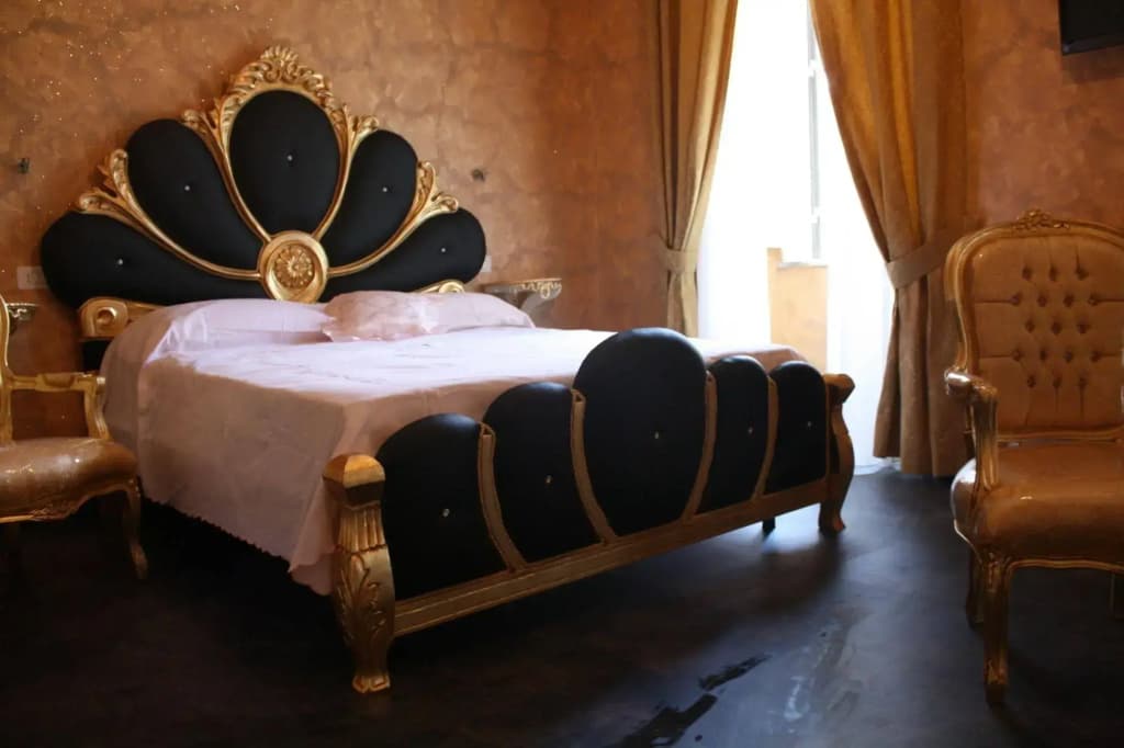 Pope's Suites - photo 4