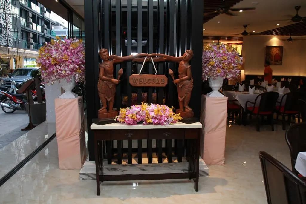 Hemingways Silk Hotel - photo 21
