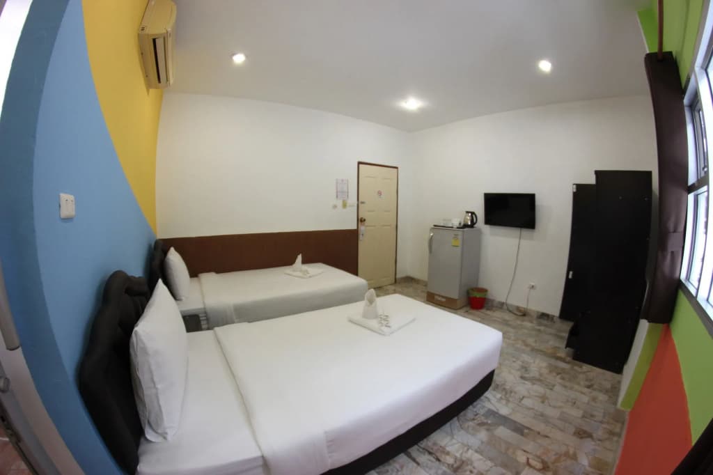 Tulip Inn - photo 8