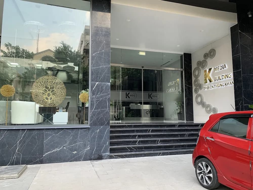 K Building - main photo