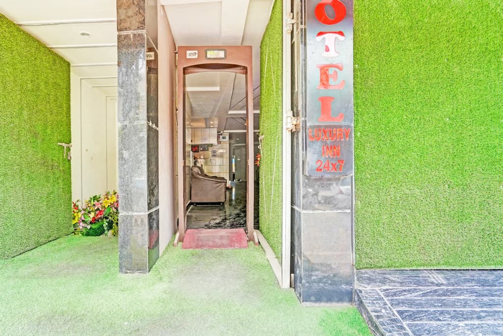 Hotel Luxury inn - photo 12