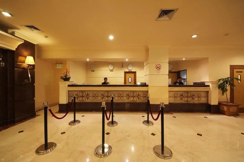 Hotel Maharani - photo 21
